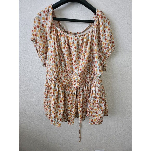 Torrid Women's Floral Crinkle Gauze Cris Cross Back Bohemia Chic Top Size 1 - Picture 4 of 13